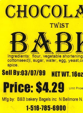 Żółta karteczka z napisem: Chocolate Babka, czyli Babka czekoladowa. Poniżej cena: 4,29 dolara, kod kreskowy oraz inne szczegóły produktu.
